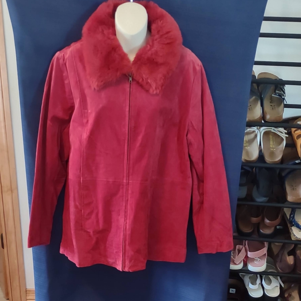 Centrograde red suede fur collar xl